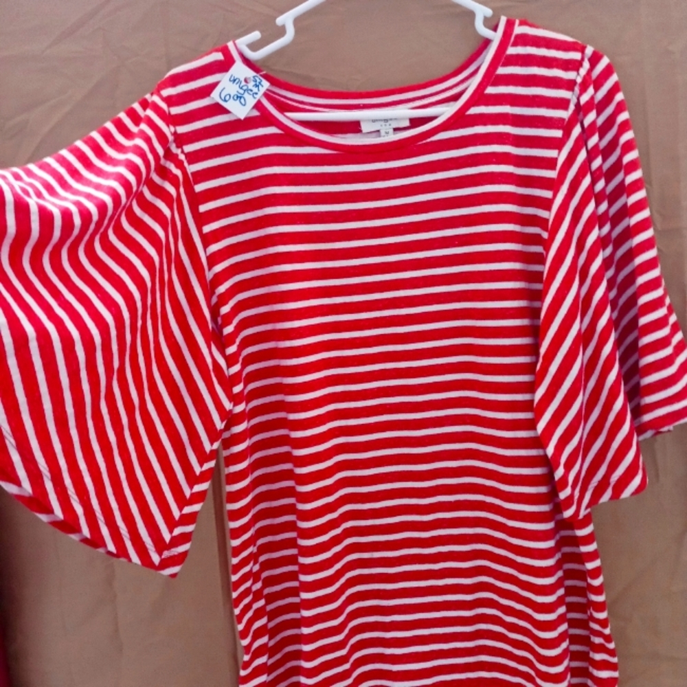Like new name brand blouse.